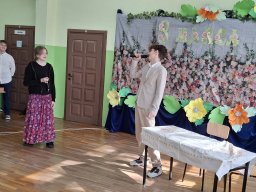 DZIEŃ KOBIET W NEPLACH